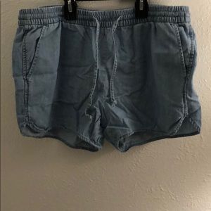 gap 1969 flowy jean shorts